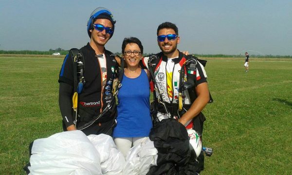 The Fattoruso brothers pose with their mom in the landing area at the 2016 Italian Nationals