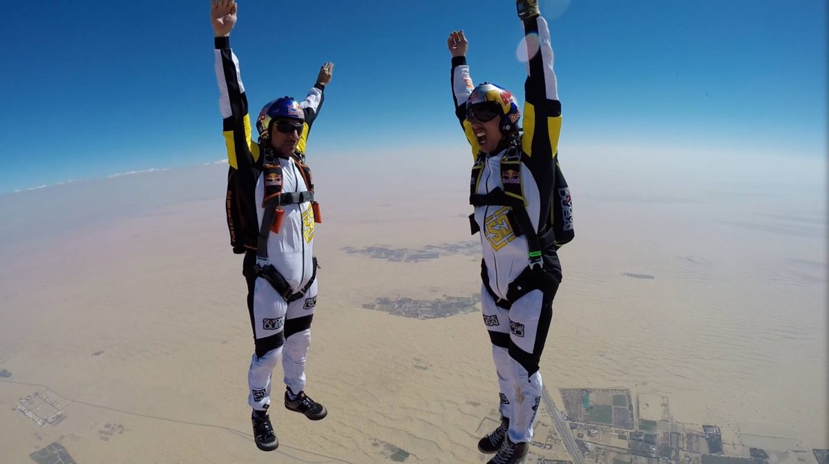 Fred Fugen freeflying over the desert